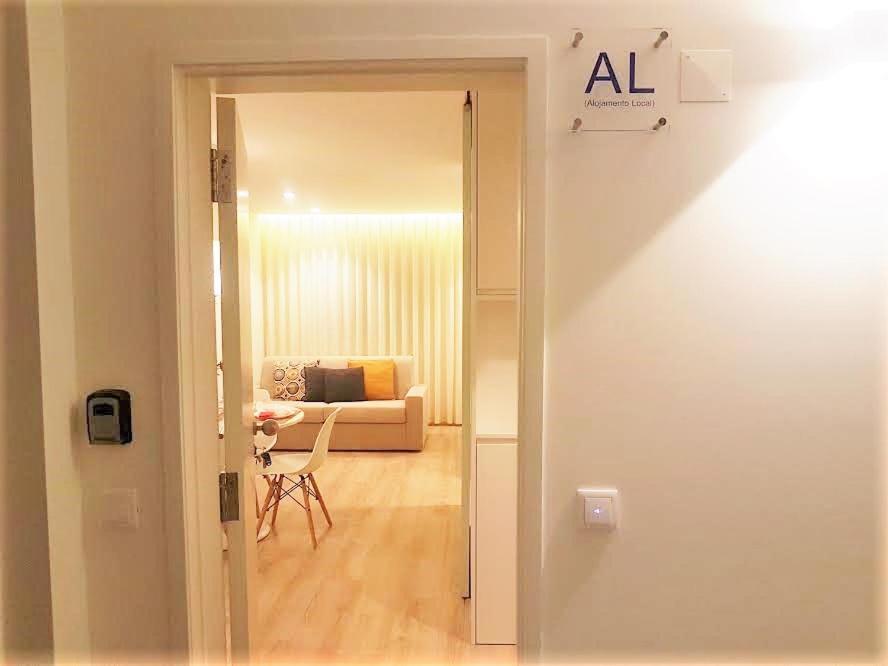 Sweet Apartments Downtown วีลาโนวา เจ ฟามาลีเกา ภายนอก รูปภาพ